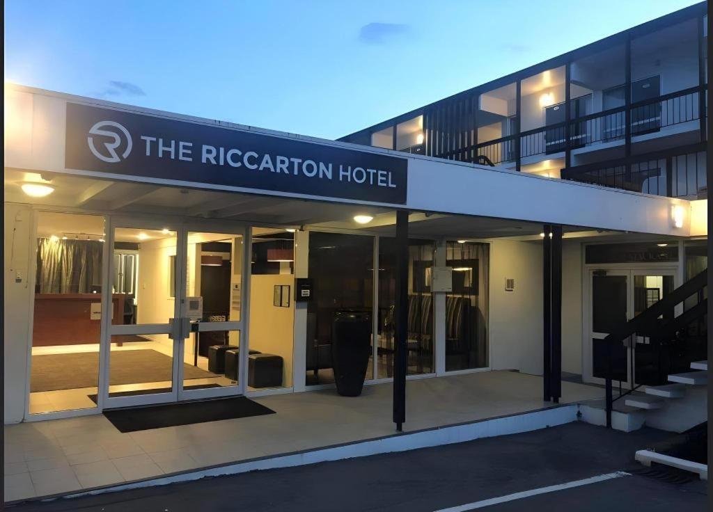 The Riccarton Hotel ไครสต์เชิร์ช ภายนอก รูปภาพ