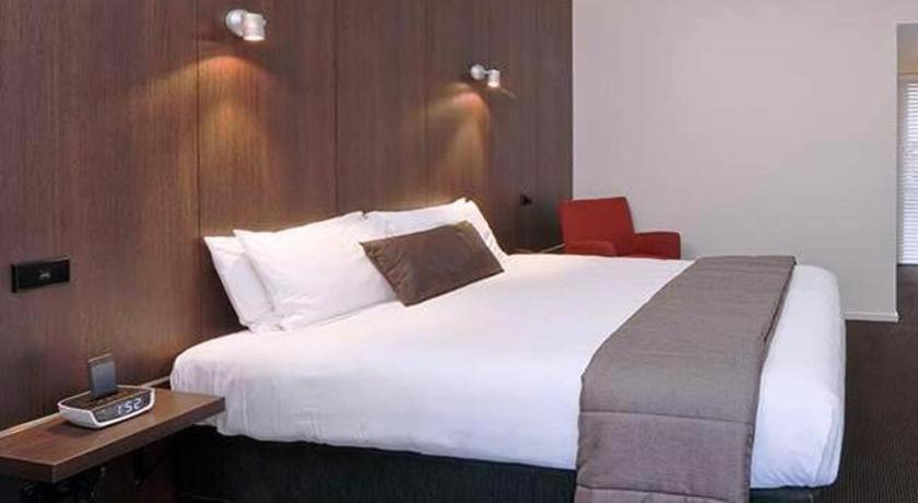 The Riccarton Hotel ไครสต์เชิร์ช ภายนอก รูปภาพ