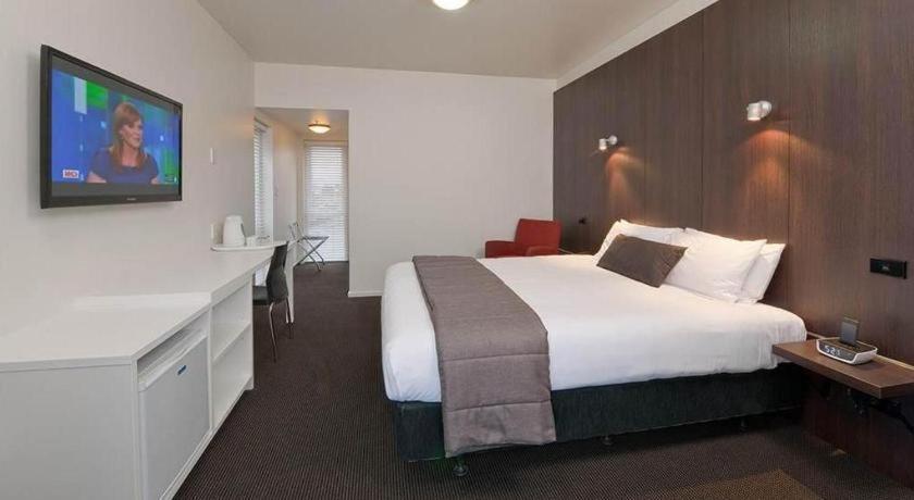The Riccarton Hotel ไครสต์เชิร์ช ภายนอก รูปภาพ