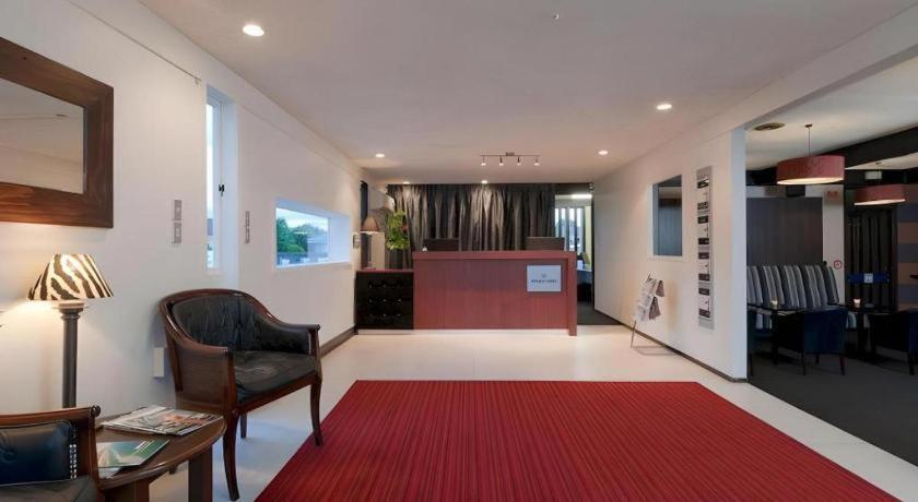 The Riccarton Hotel ไครสต์เชิร์ช ภายนอก รูปภาพ